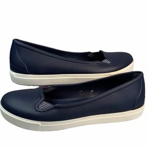 Crocs Flats Womens Size 6